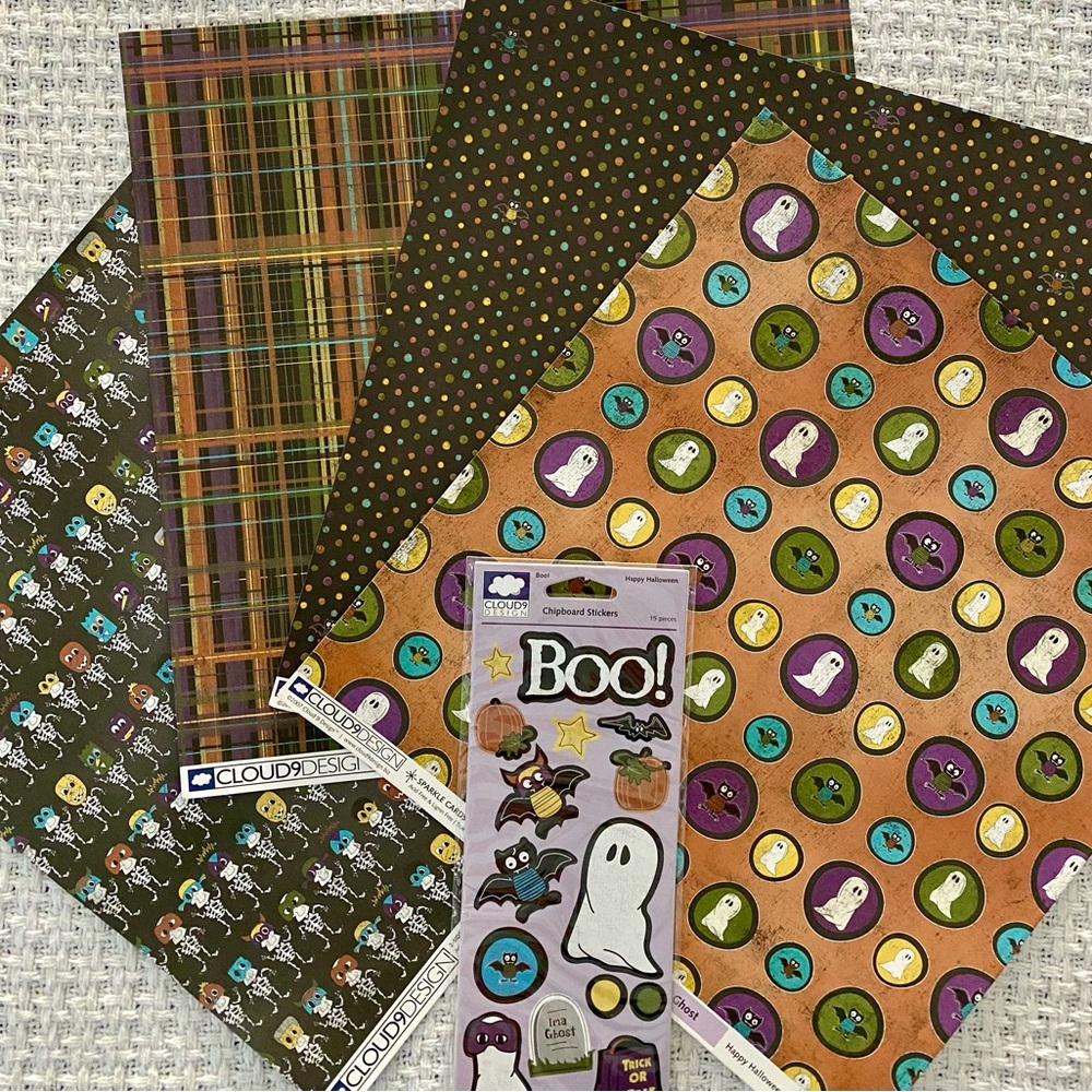 👻🎃 CLOUD NINE DESIGN HALLOWEEN THEMED SCRAPBOOK PAPER BUNDLE & STICKERS! - Picture 1 of 6